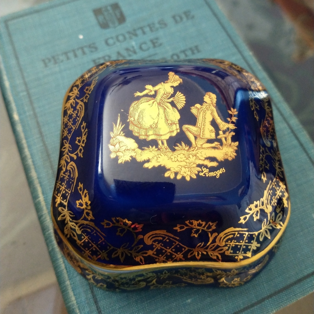 Limoges Vintage Rings square Box